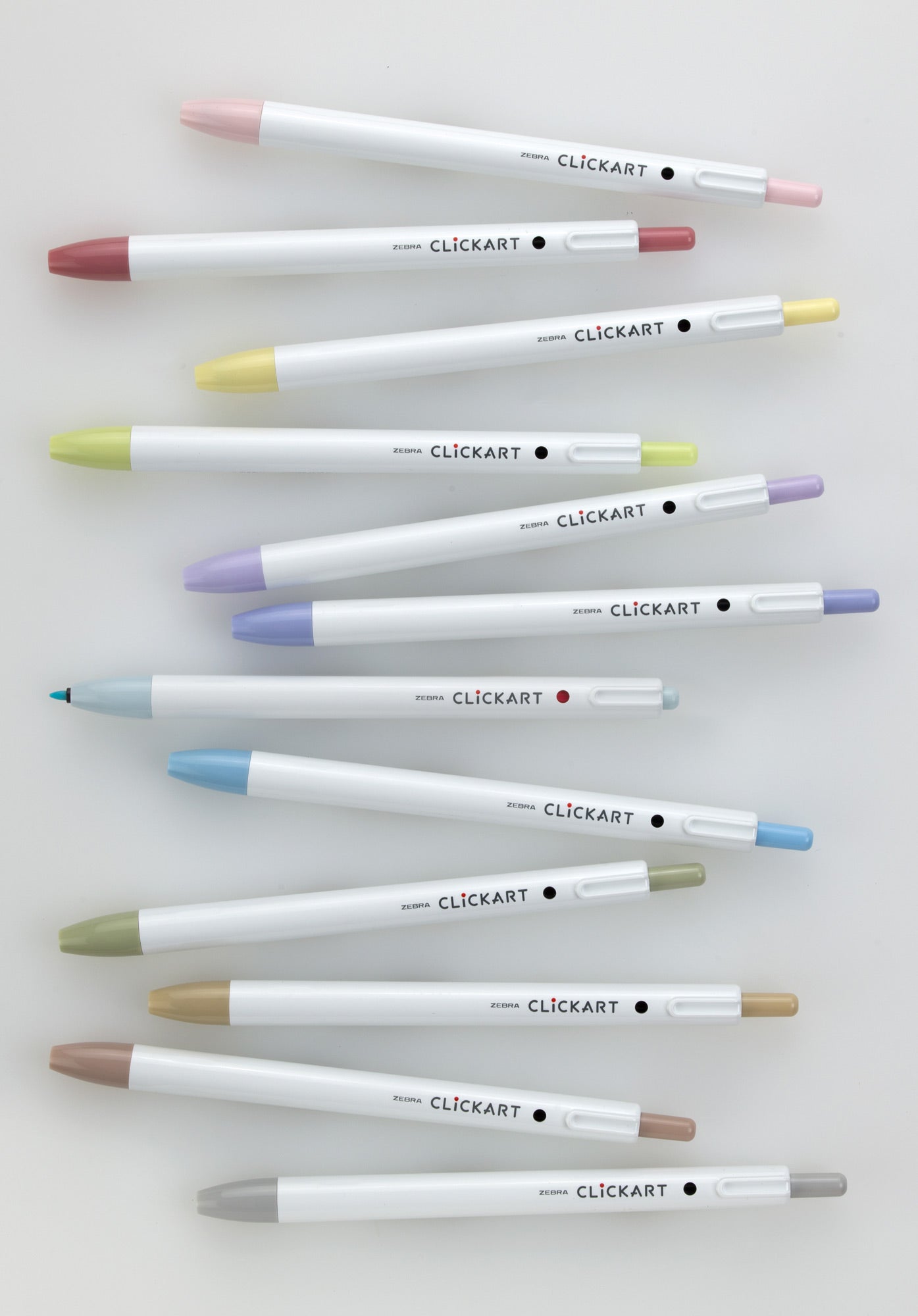 Zebra-69612-styled-Vert-.tip-out_04